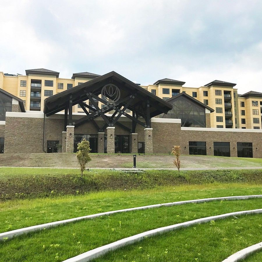 Grand entrance of YO1 Health Resort, Catskills, New York.