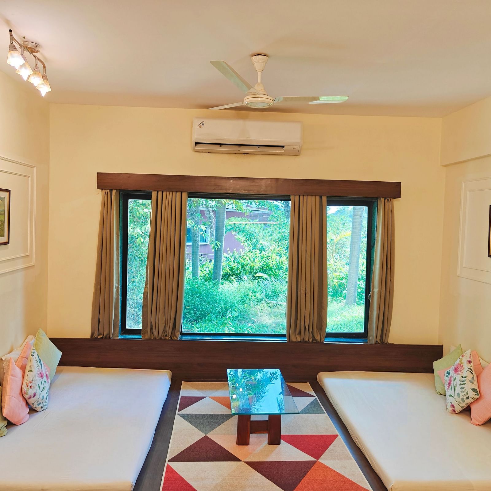 Executive Suite (1)