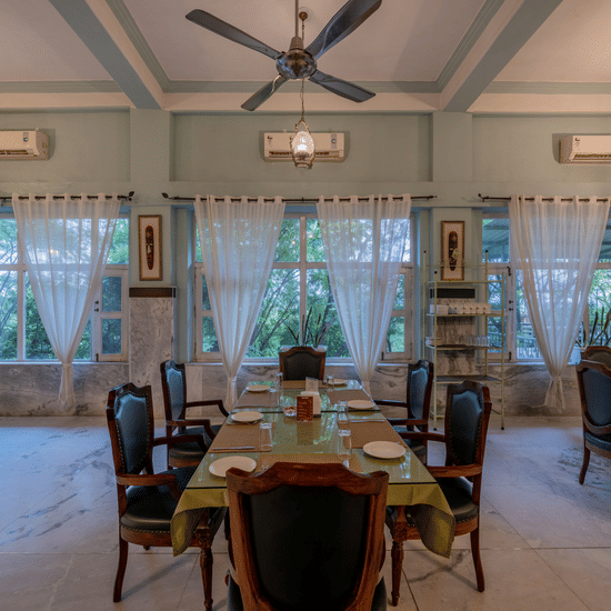 Fateh Mahal Restaurant - Umaid Palace-Restaurants near Chand Baori,Abhaneri-3