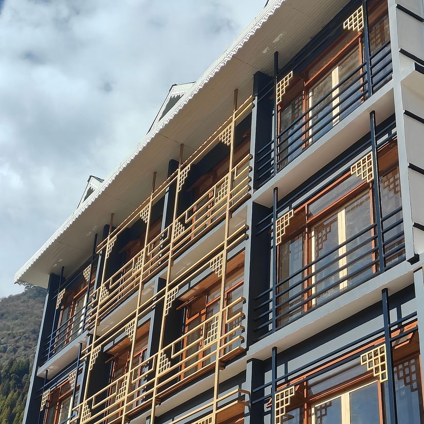 Facade 2