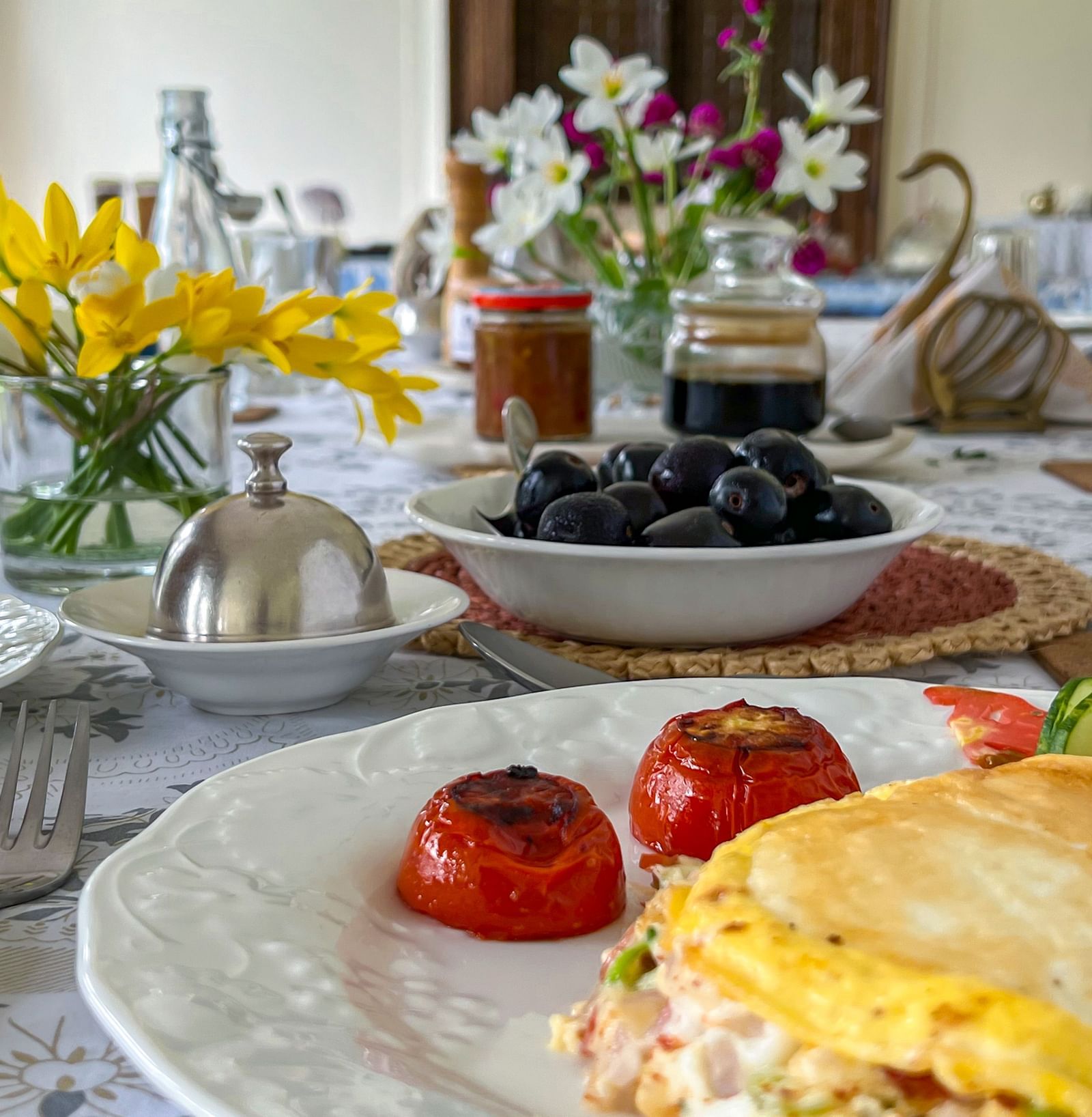 image of multi-cuisine dining with a wide array of dishes served on the table at Dev Shree, Deogarh