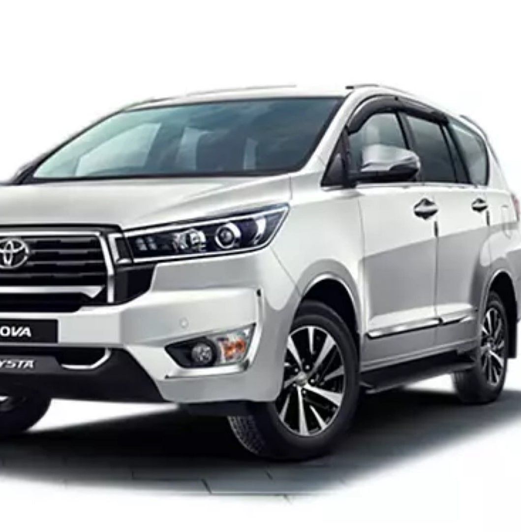 Image of the car Innova 