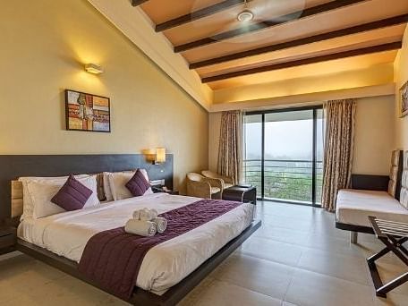 1609845672209Saputara Deluxe Room 1