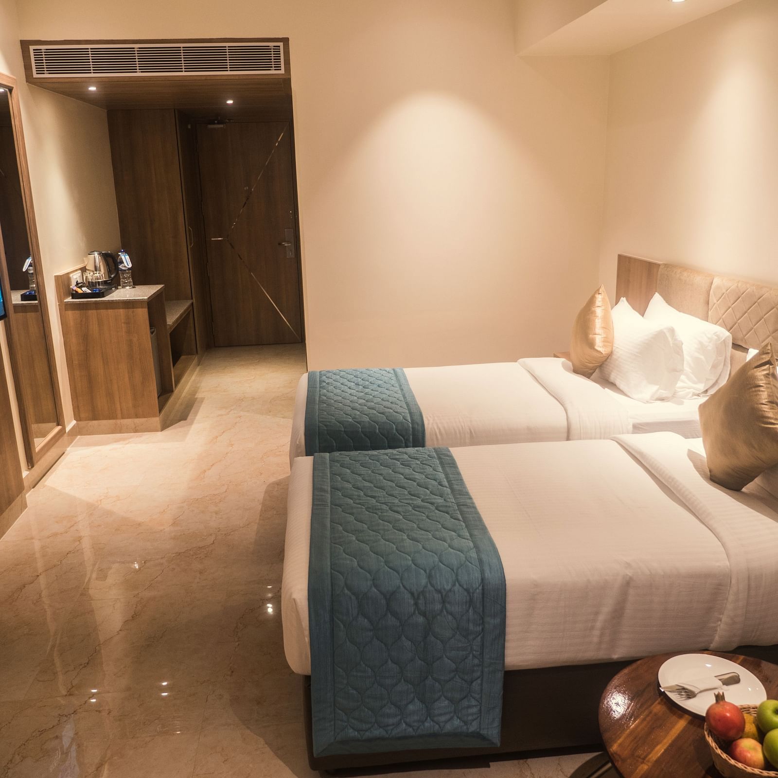 view of  twin beds of Deluxe Twin Room at 