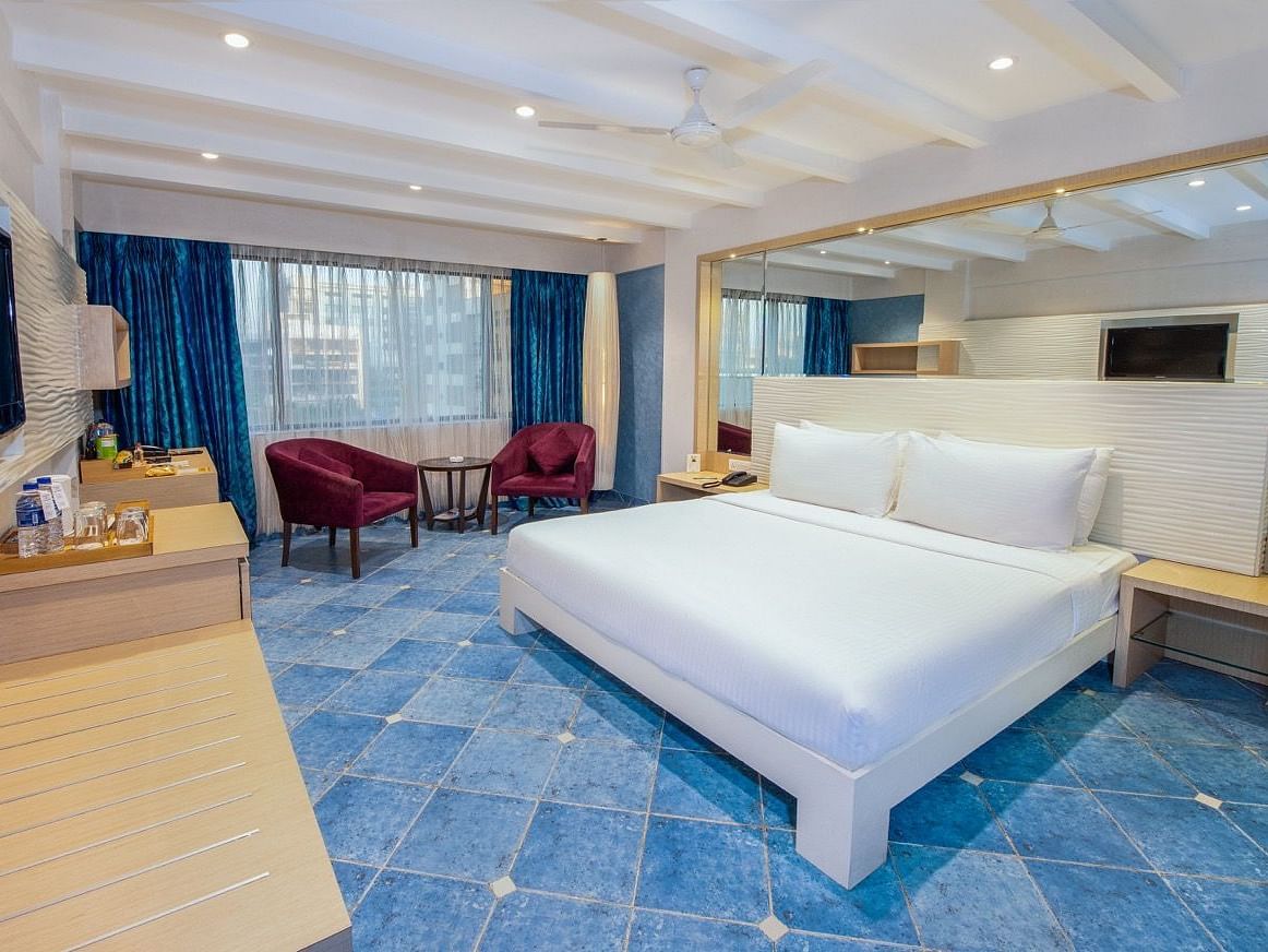 A room at Hotel Bawa Suites, Khar