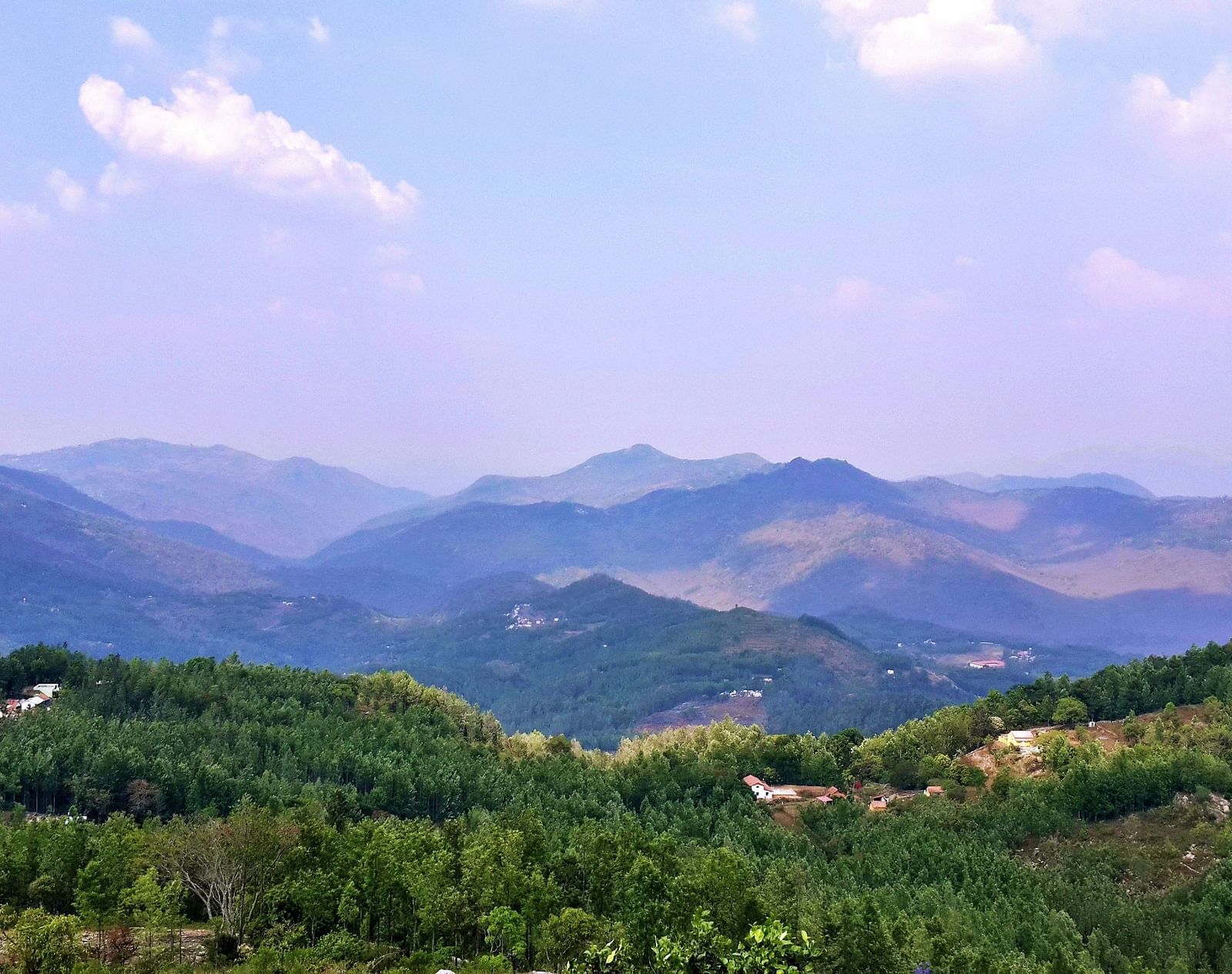 An overview of Yercaud in Tamil Nadu with many hills in view on a clear day.