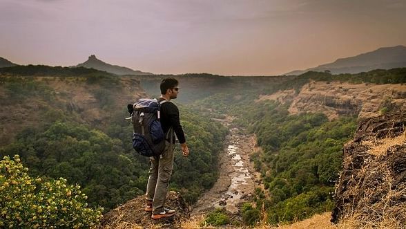 Reasons-Why-Solo-Travelling-makes-you-Awesome