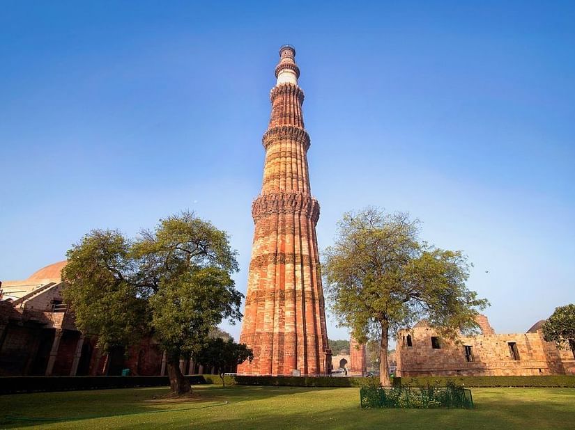 qutub-minar-2155776 1280-1024x673