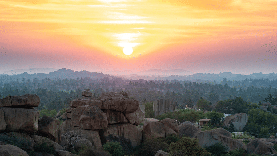 Offbeat places in Hampi hidden gems Hemakuta Hill