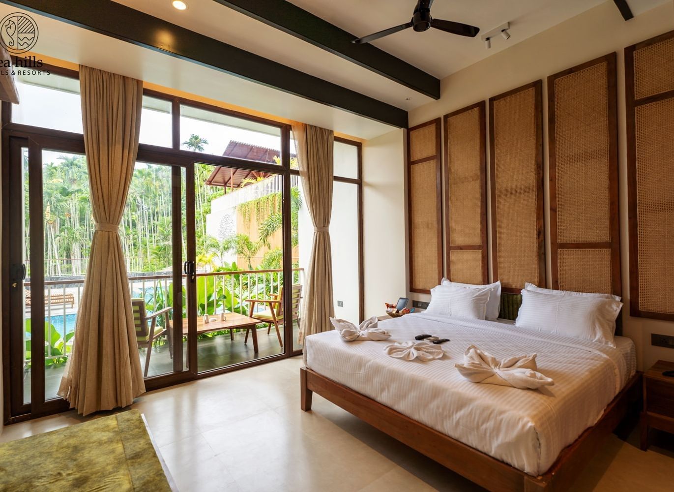 Bamboo Saa Room