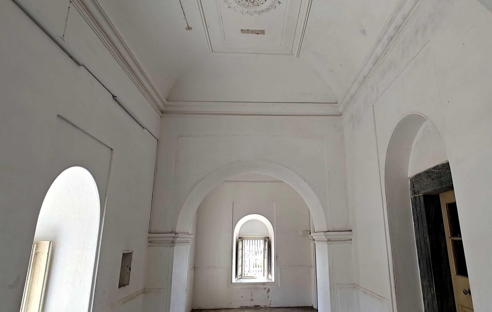 Interior arches