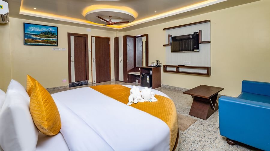Honeymoon Suite (4)