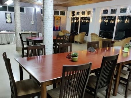 1613649944064Restaurants in Dirang