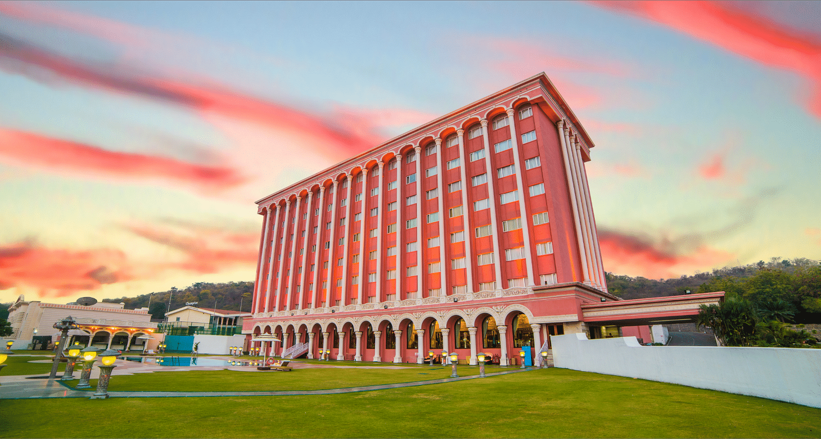 Best 4 star hotel in hyderabad - Sitara luxury hotel Ramoji film city