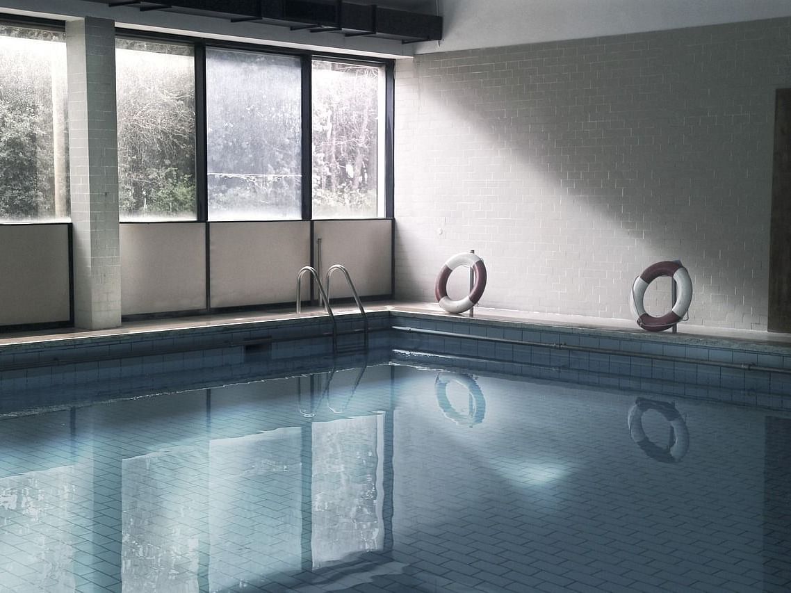 Image of an indoor Swimming pool