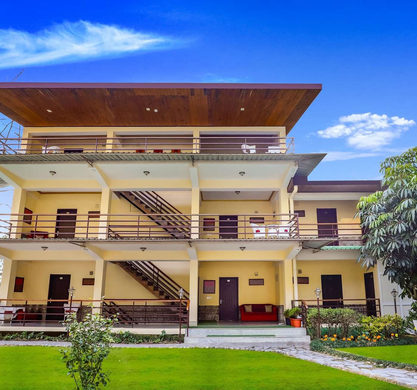 Facade view of the Summit Norling Rseort & Spa, Gangtok11