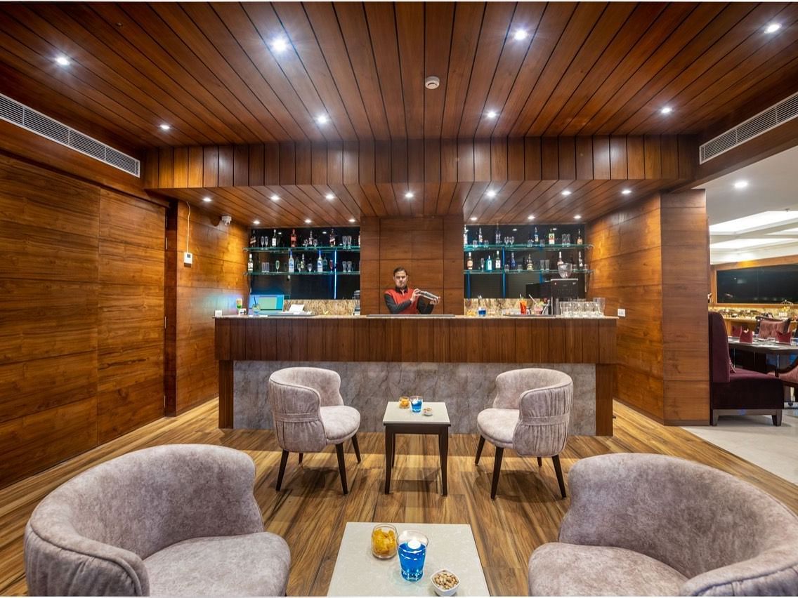 bar.