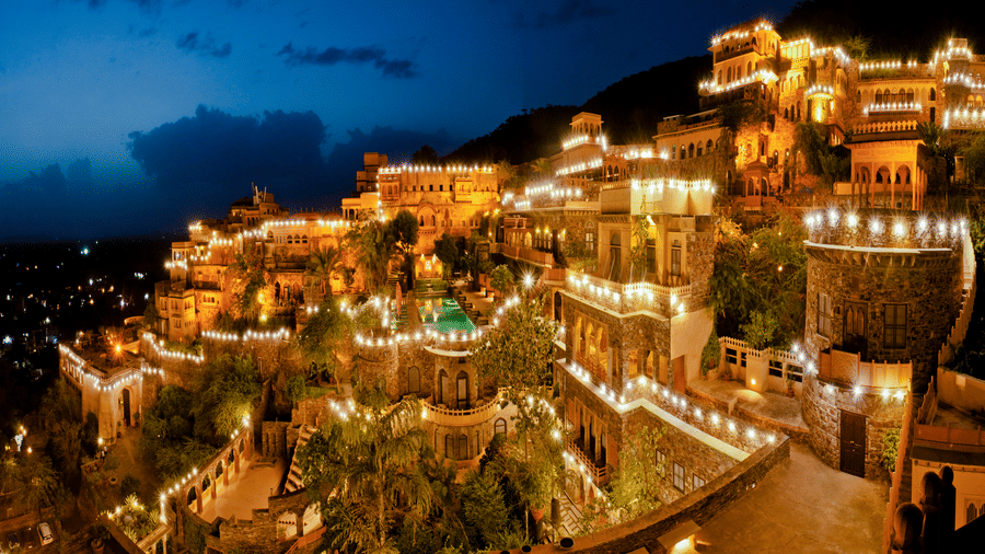 Neemrana romantic heritage destination near Delhi for couples