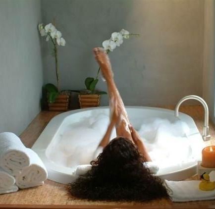 jungles jacuzzi duck