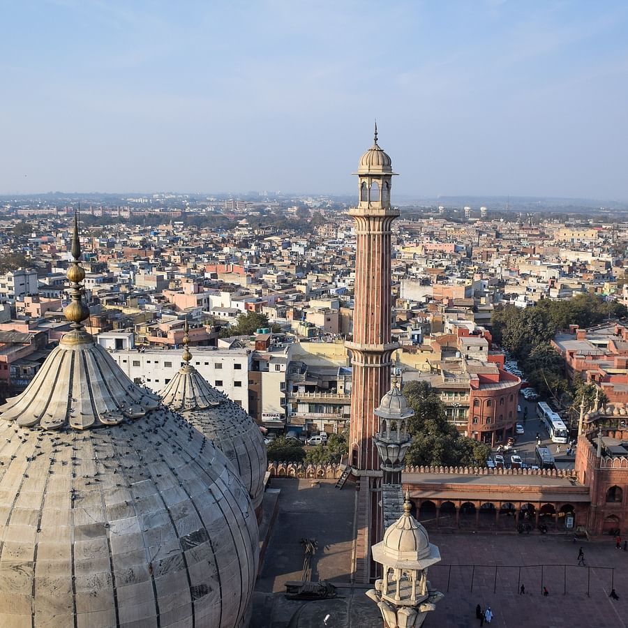 sergio-capuzzimati-LLK0mYl-lu0-unsplash
