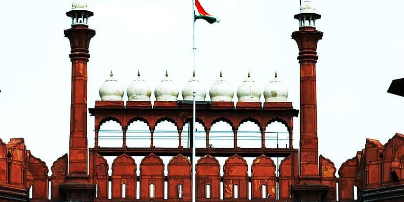 Red fort front view Hotel southern Grand New Delhi