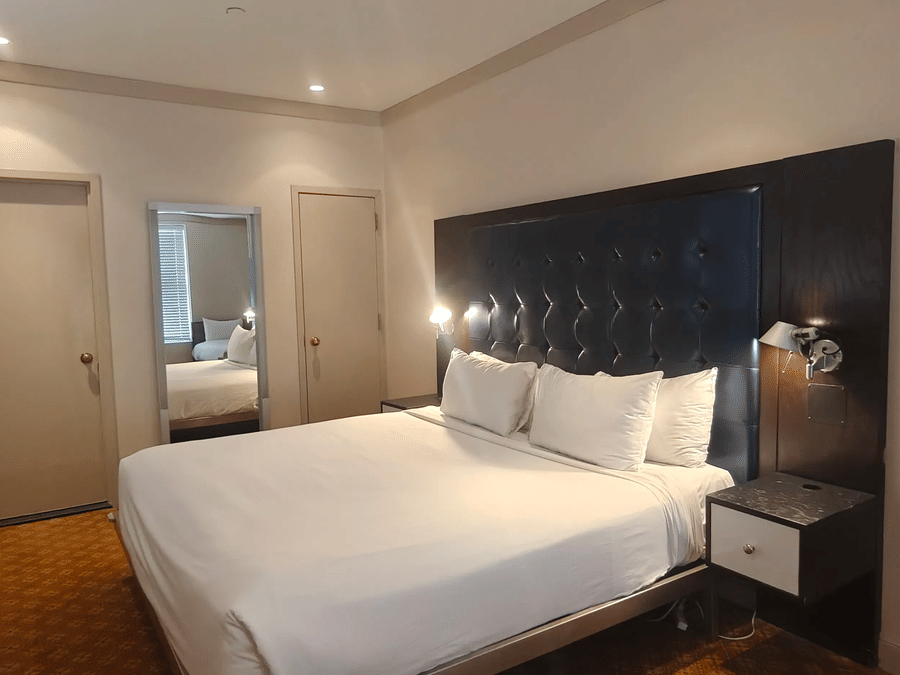 Room 812 BR 45074054