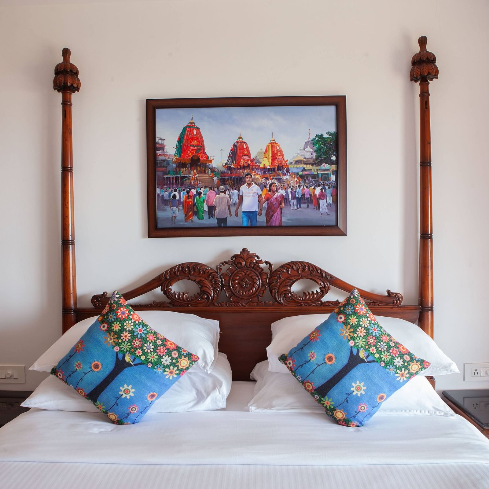 view of the bed - Mayfair Heritage, Puri 2