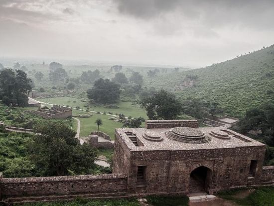 Bhangarh Fort Ruins