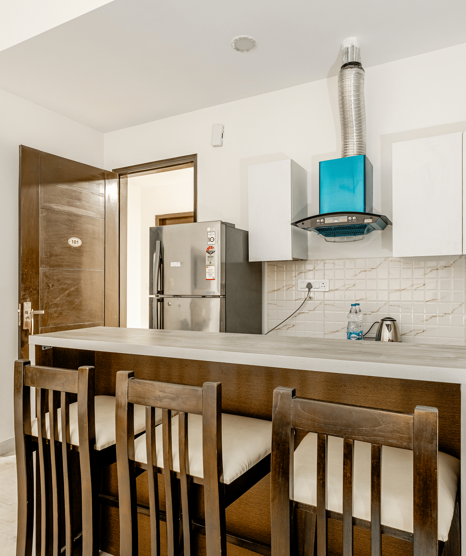 Dinning counter at Lime Tree