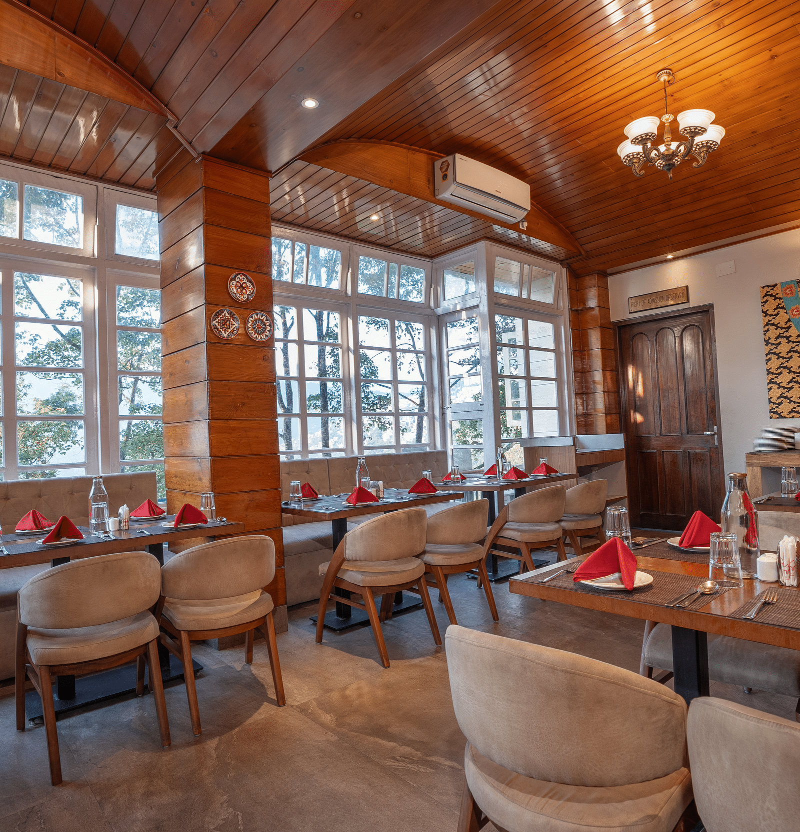 restaurant