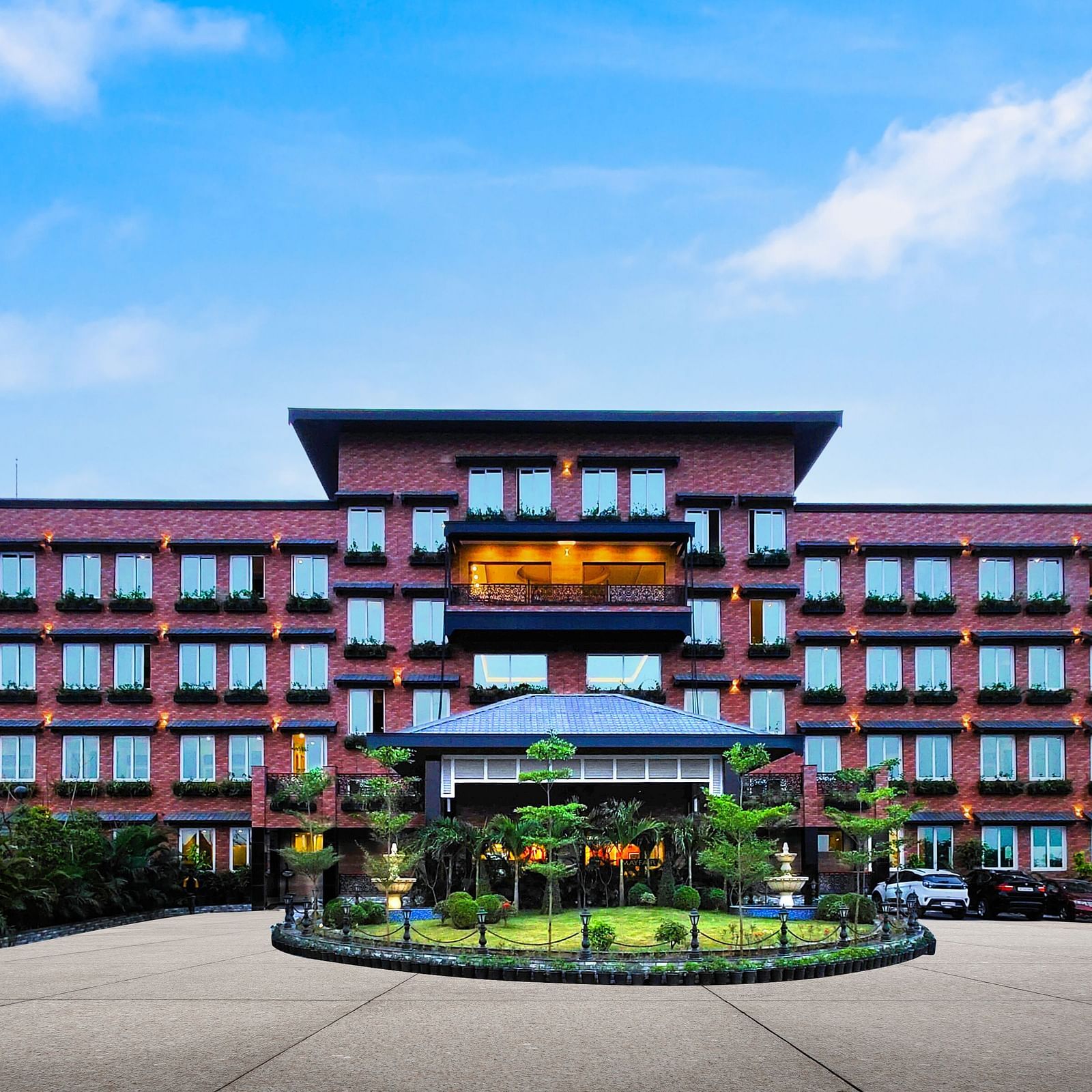 PURNEAHotel Front View 02