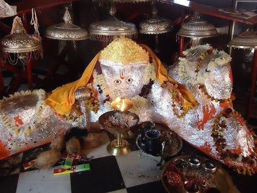 Pandupole - Decorated Hindu idols n a temple
