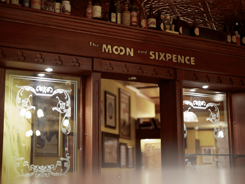 Exterior view of the moon and six pence at Hablis Hotel, Chennai