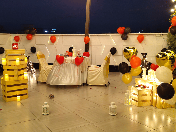 Romantic Candle Light Dinner