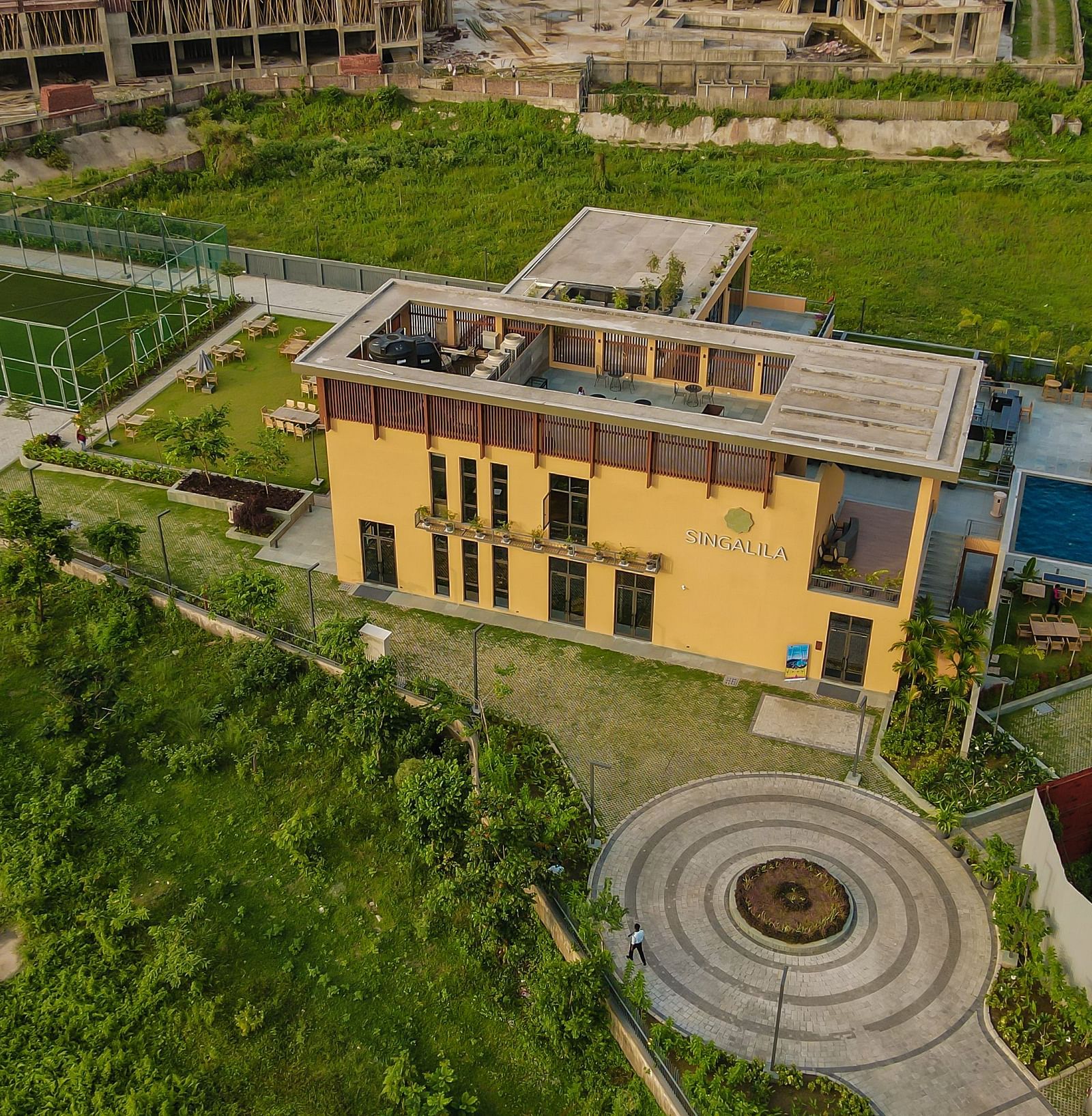 Aerial view of Singalila Club during the day