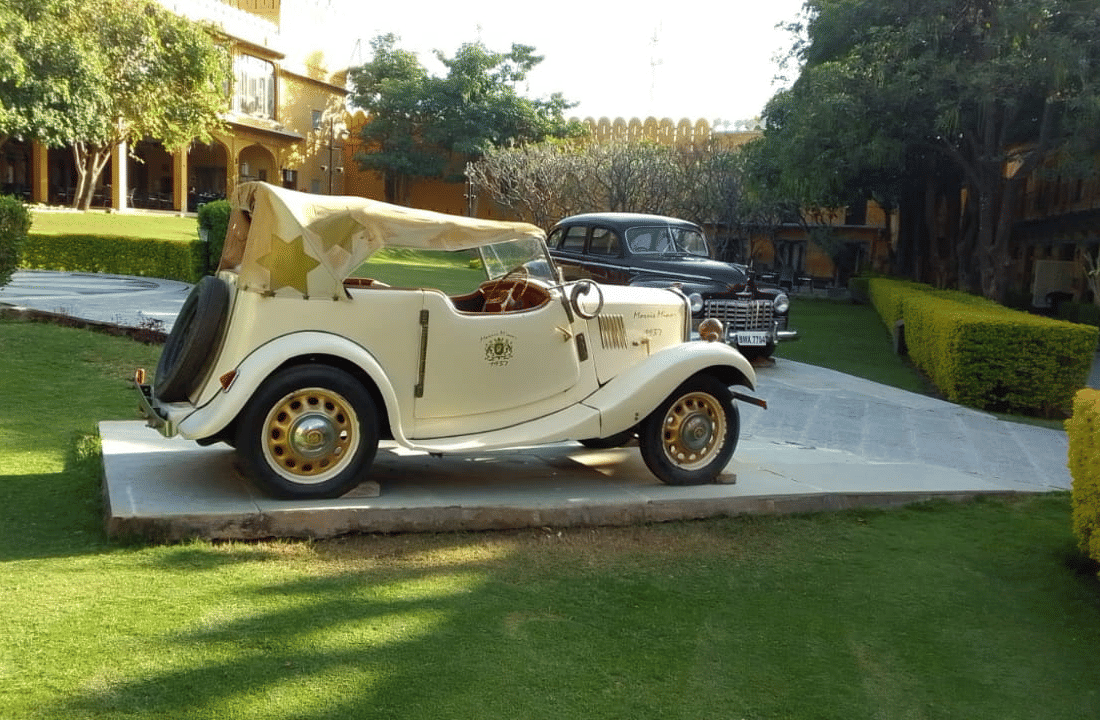 vintage car ride