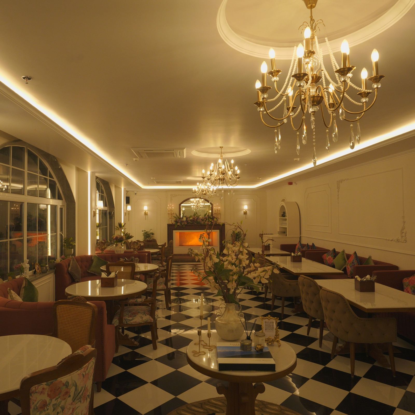 Mayfair Cafe